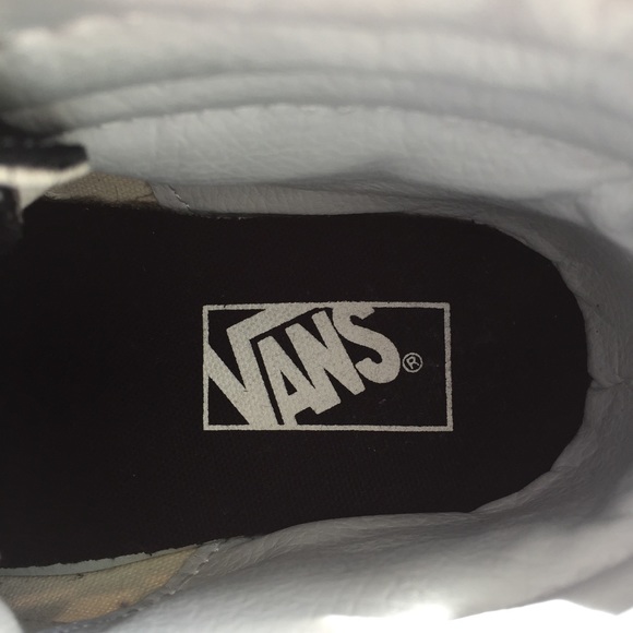 Vans off the wall shoes - Picture 13 of 13